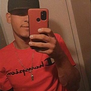 Meet your Posher, Luis